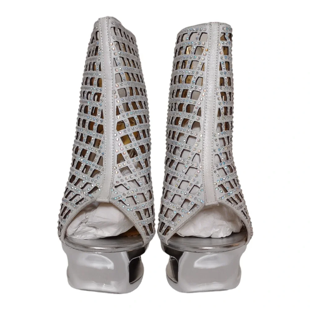 HADARI White Bedazzled Ankle Boots Size 9 Stiletto Peep Toe Bridal Party Formal